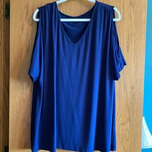 BloomChic navy blue cold shoulder blouse 14-16 XXL never worn